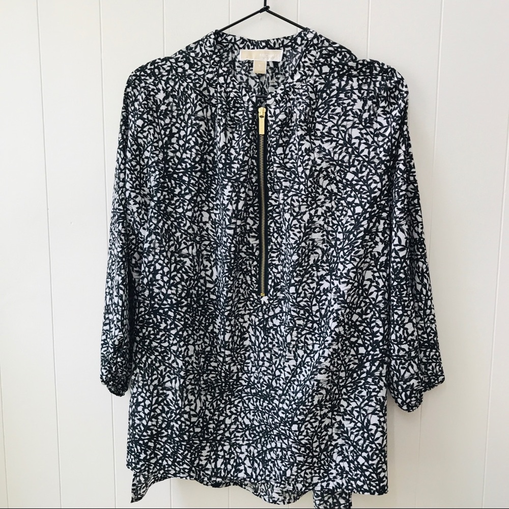 NWT Michael Kors Black & White Top